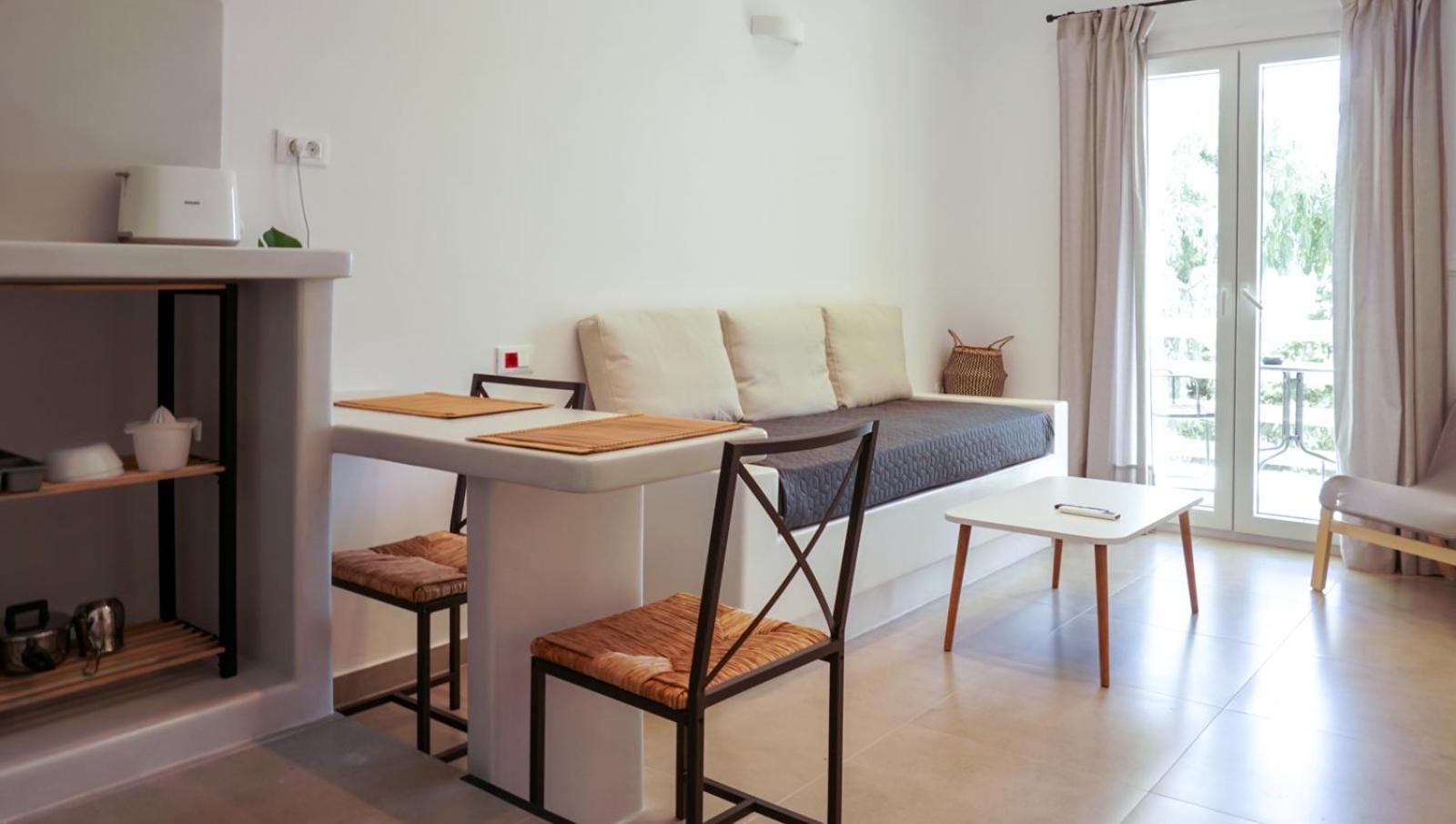 Apartment οtto Apts Loutra (Kythnos)